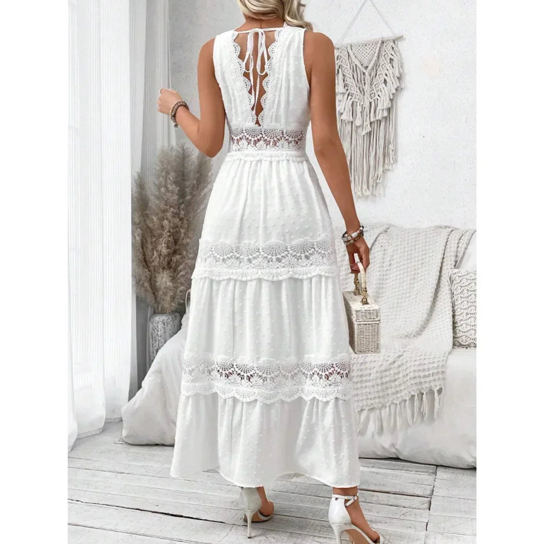 Luna Lace Maxi Dress