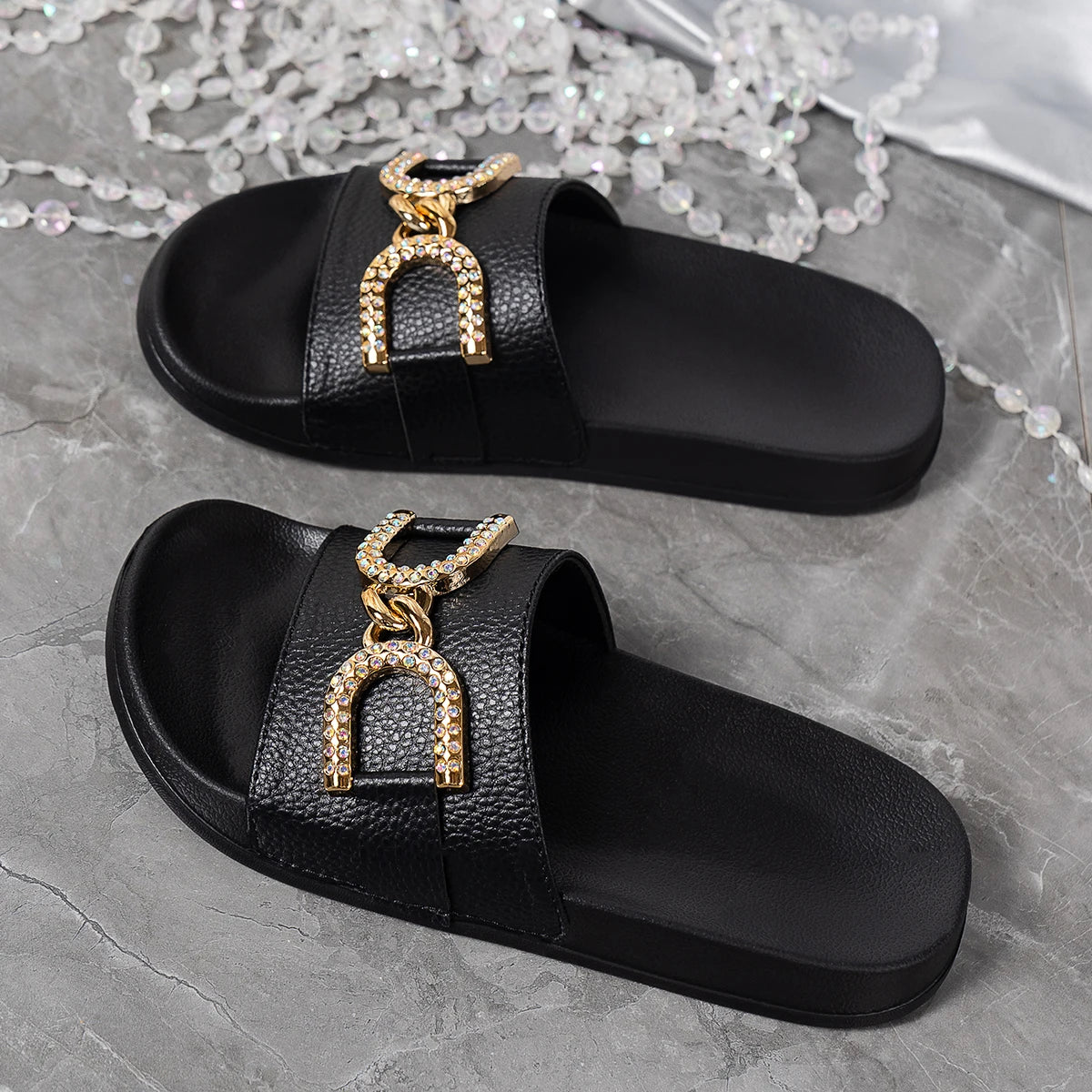 Valora Slides