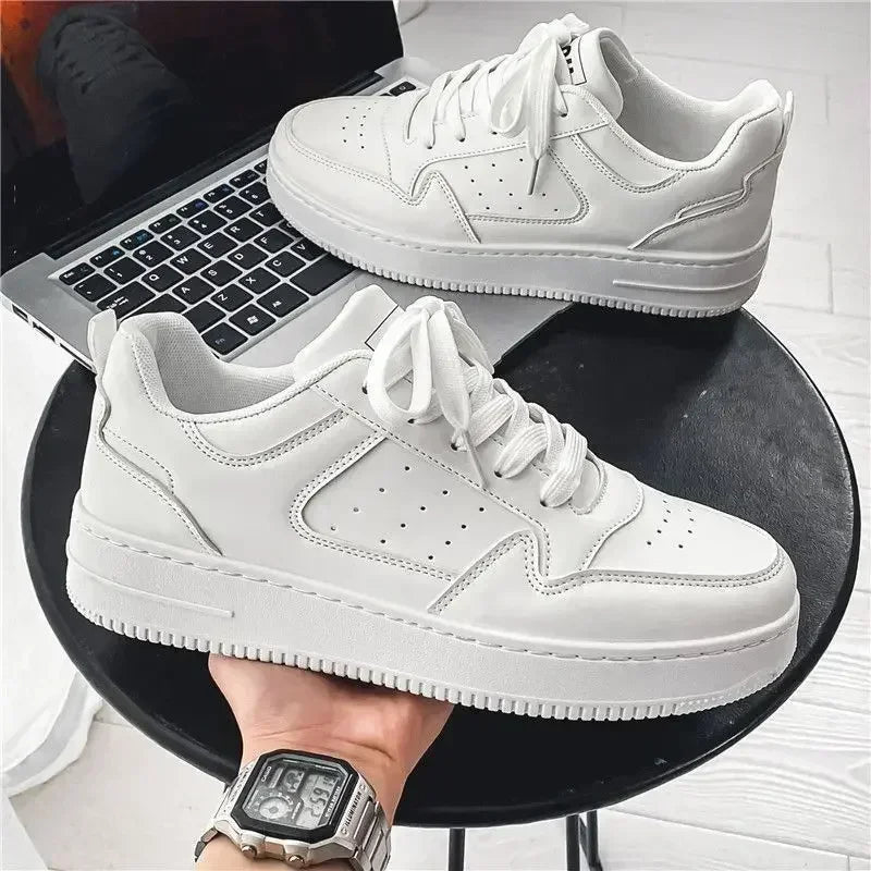 Miro Sneaker