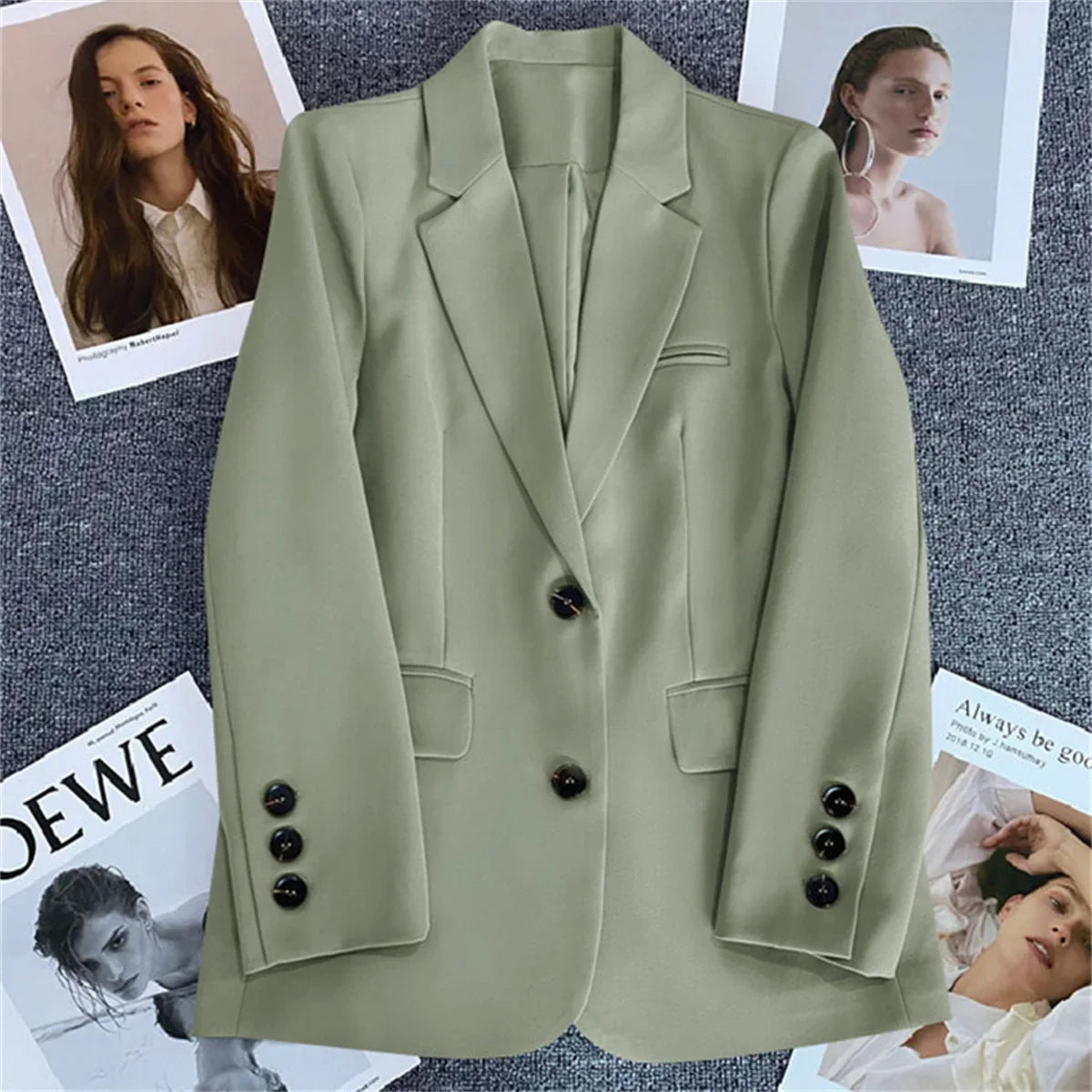 Lara Blazer