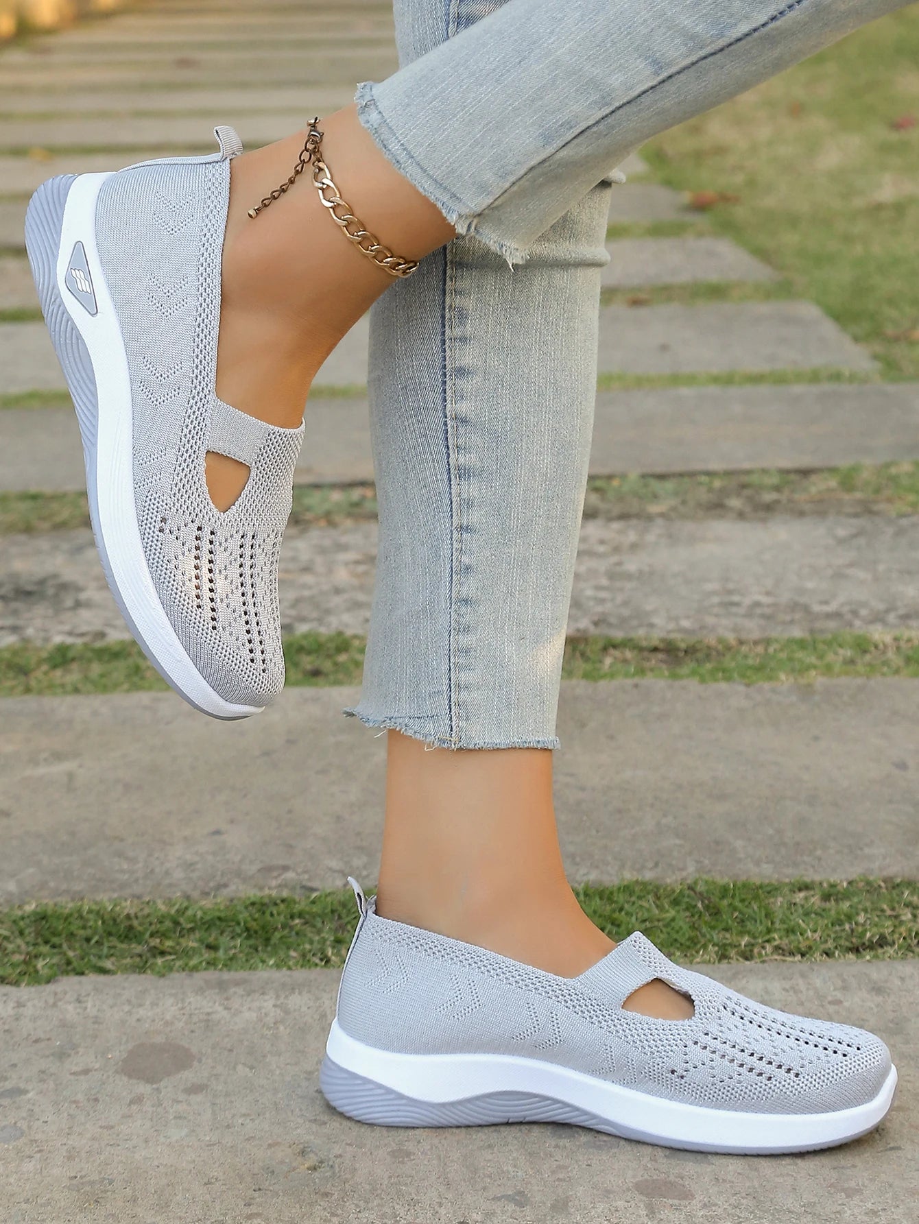 LunaLite Trainers