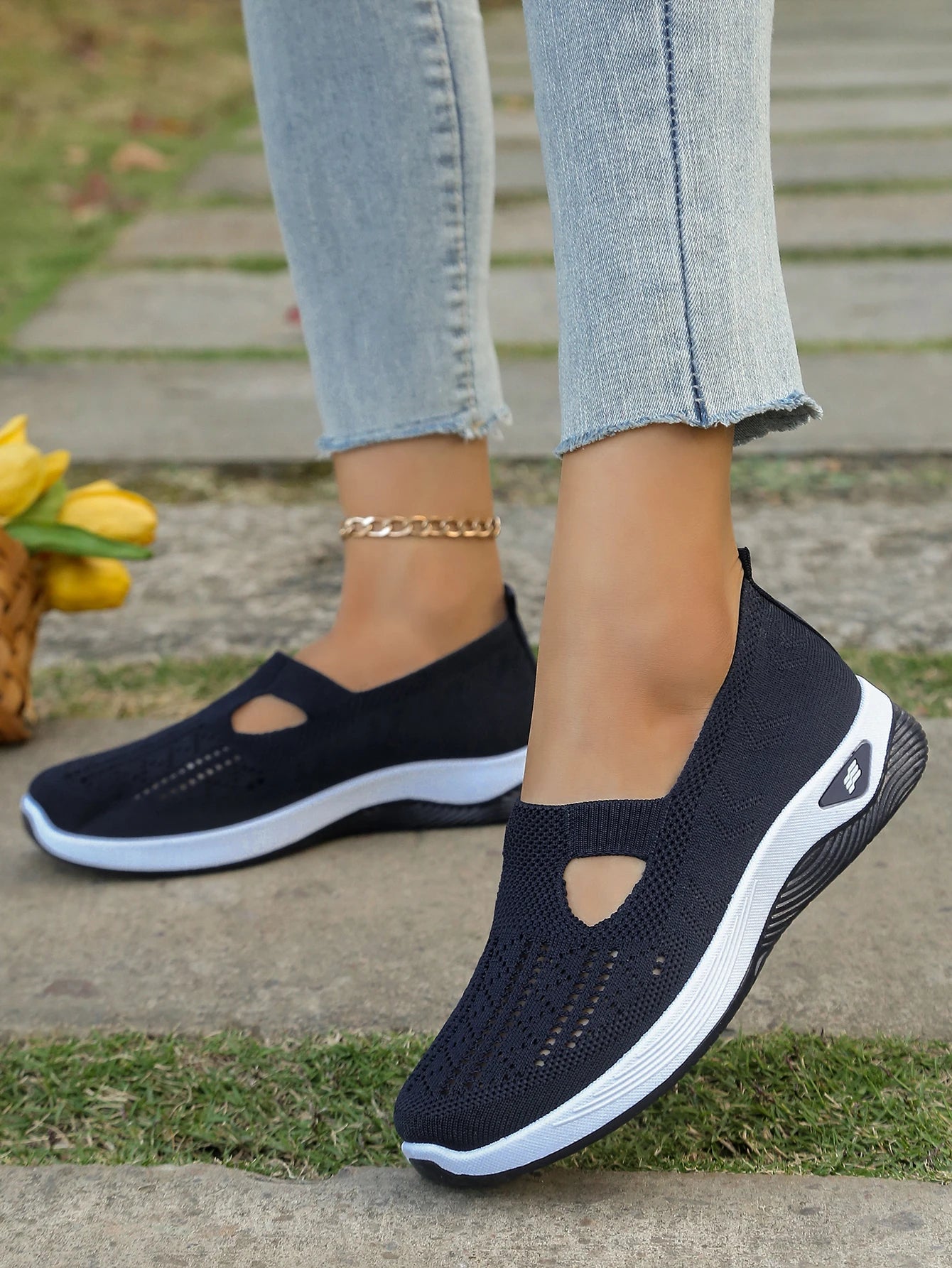 LunaLite Trainers
