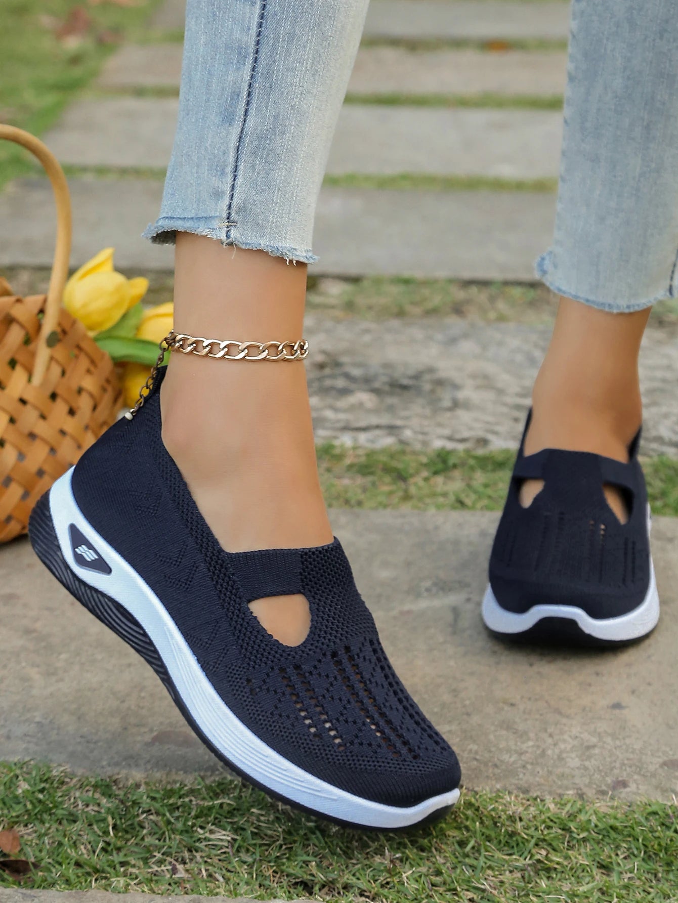 LunaLite Trainers