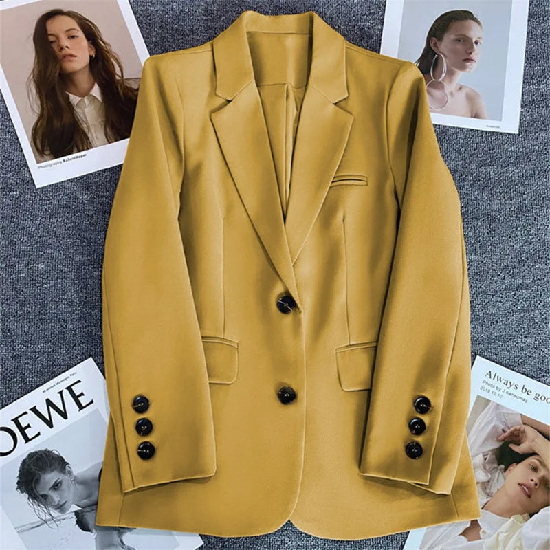 Lara Blazer