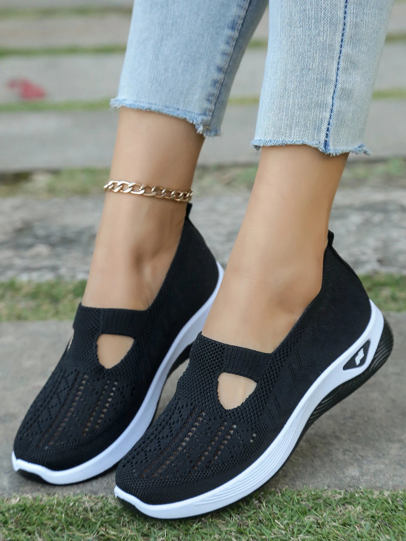 LunaLite Trainers