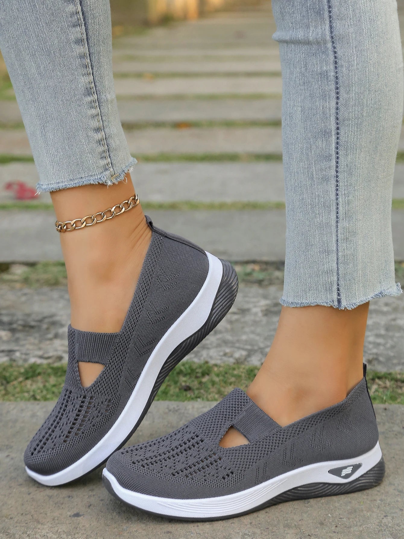 LunaLite Trainers