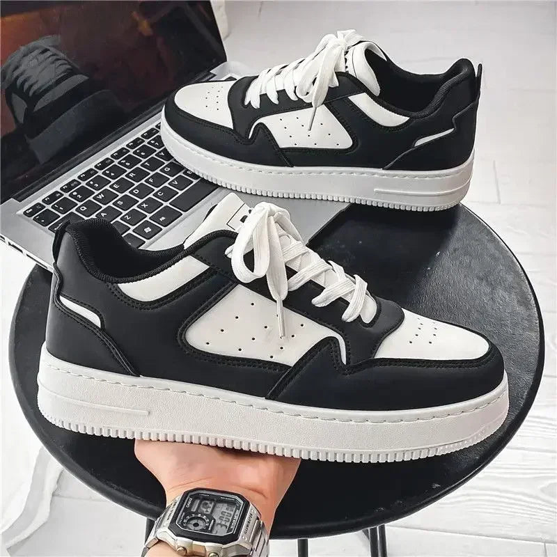Miro Sneaker