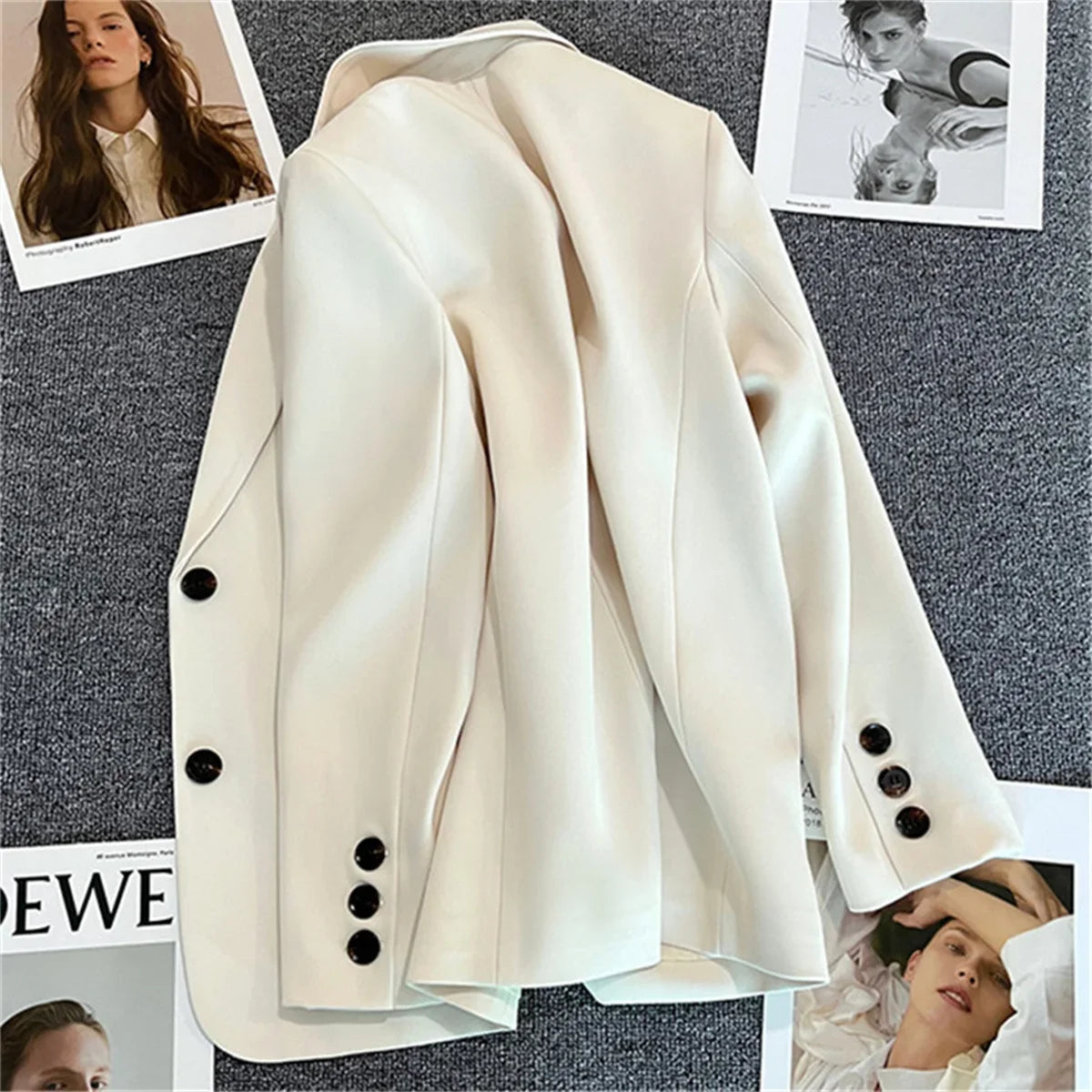 Lara Blazer