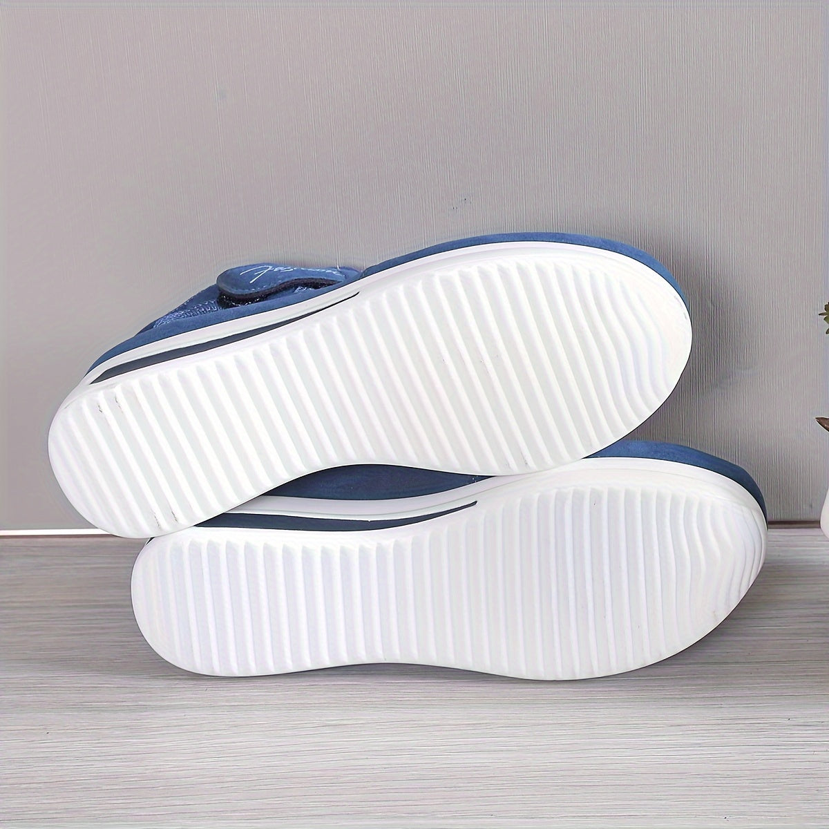 Breeze Walk Plus-Size Wedge Shoes