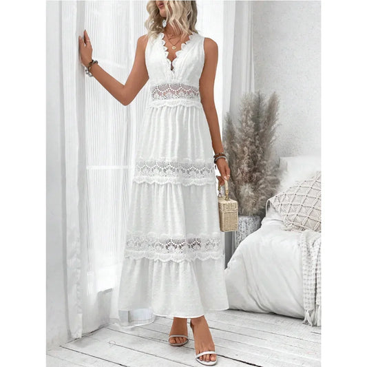 Luna Lace Maxi Dress