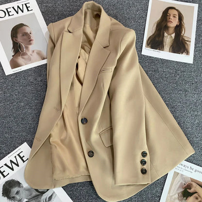 Lara Blazer