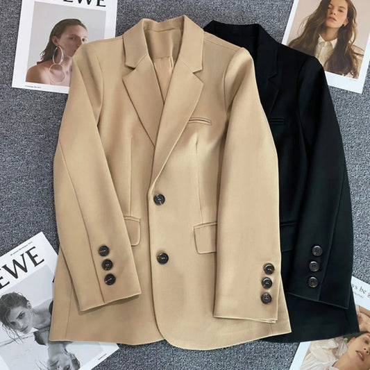 Lara Blazer