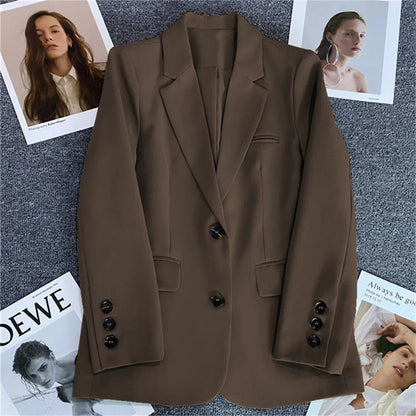 Lara Blazer
