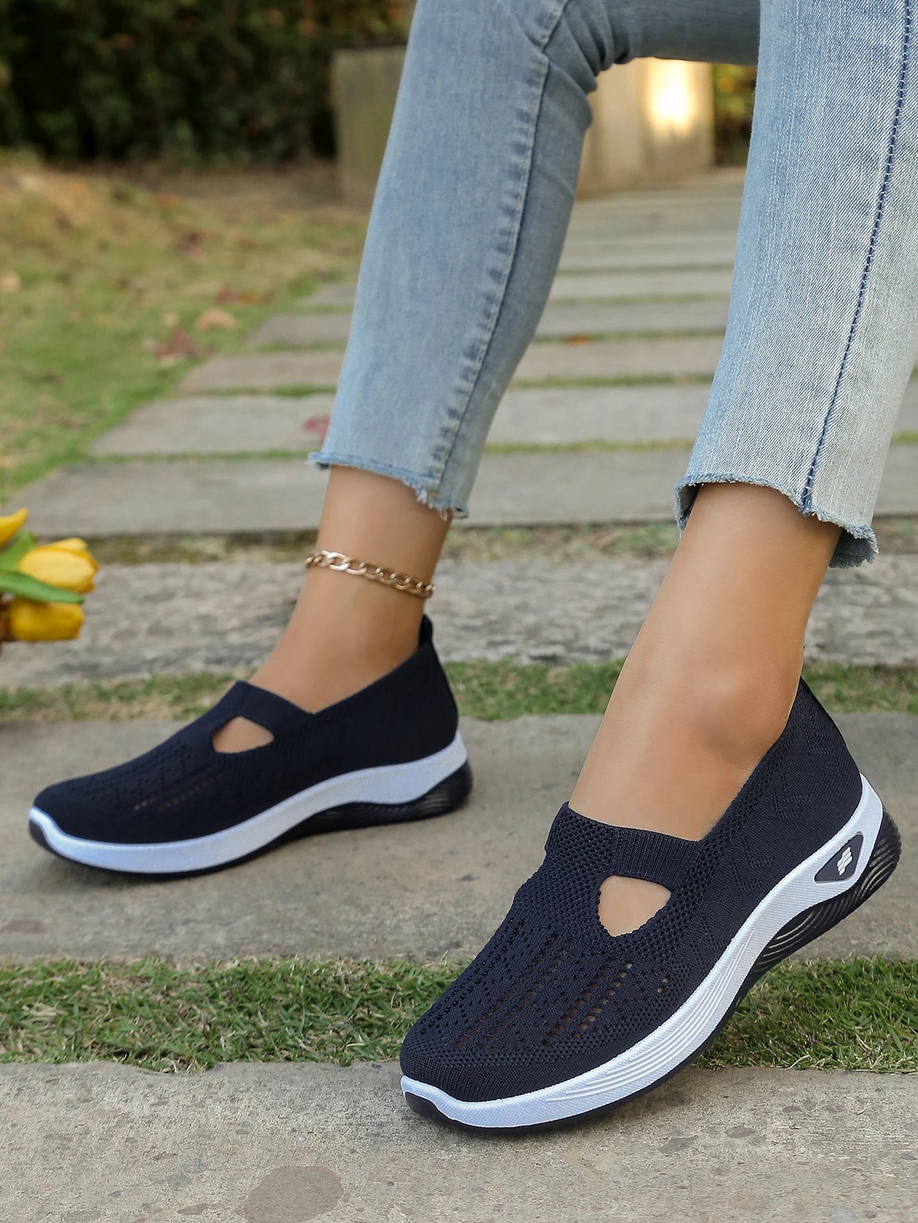 LunaLite Trainers